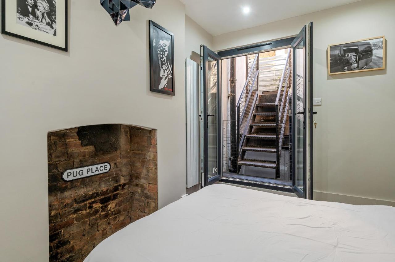 Luxury With 3 Bedrooms *
